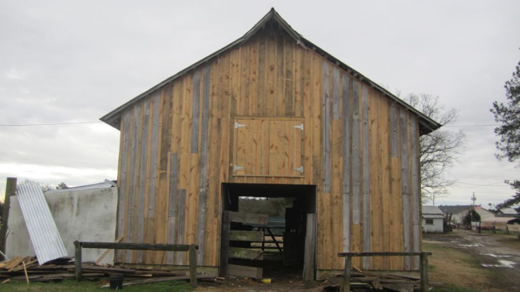BARN